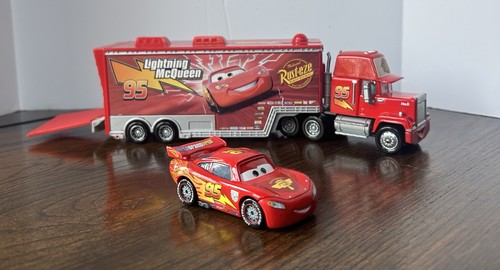 Disney pixar cars mack - mack, hauler