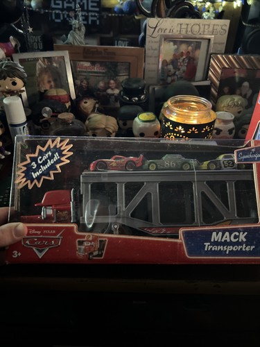 Disney pixar cars mack - disney,